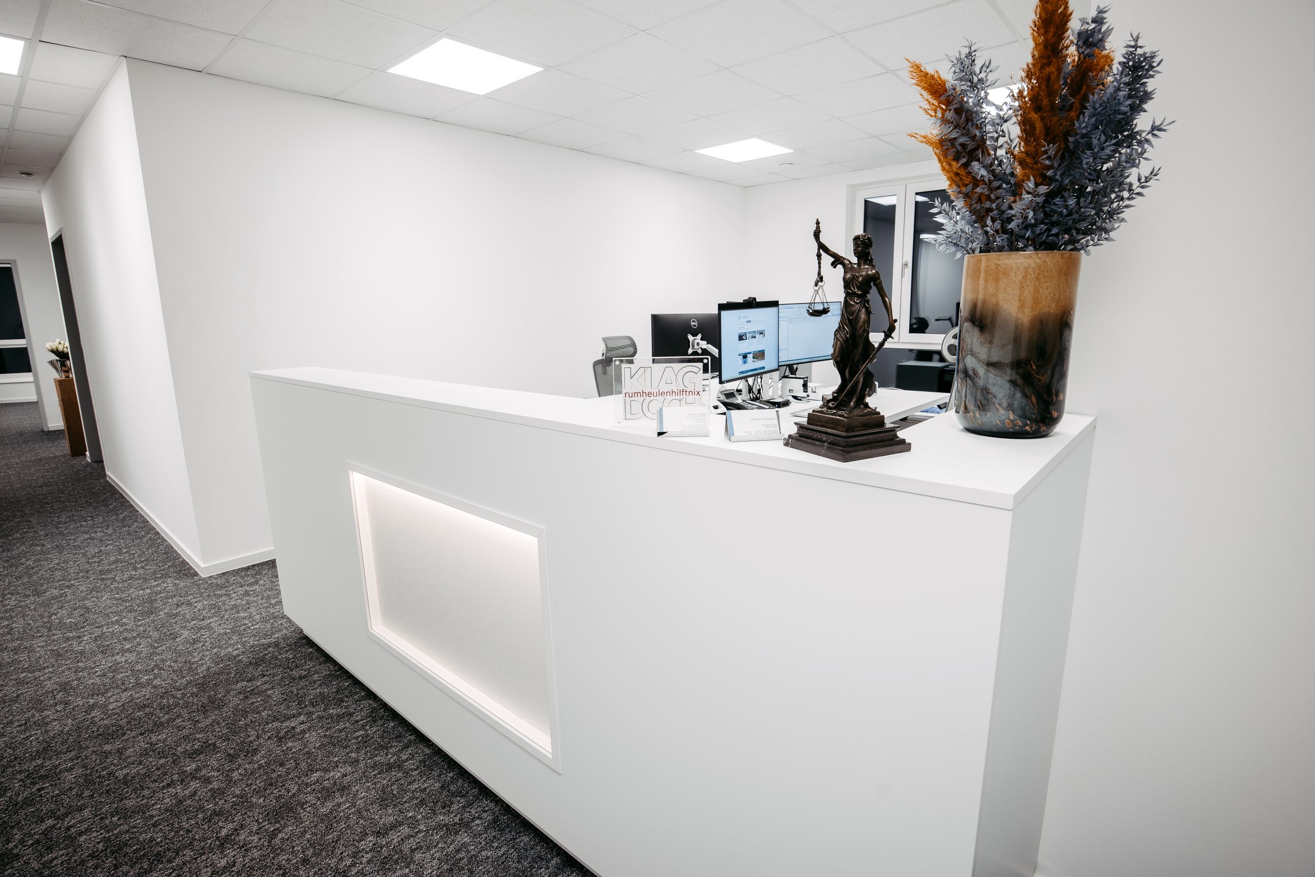 Empfang in Katja Müllers Fachsekretariat für Kanzleien